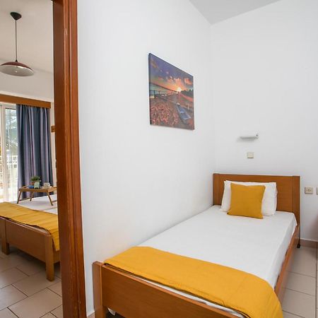 Lardos Sun View Apartments 外观 照片