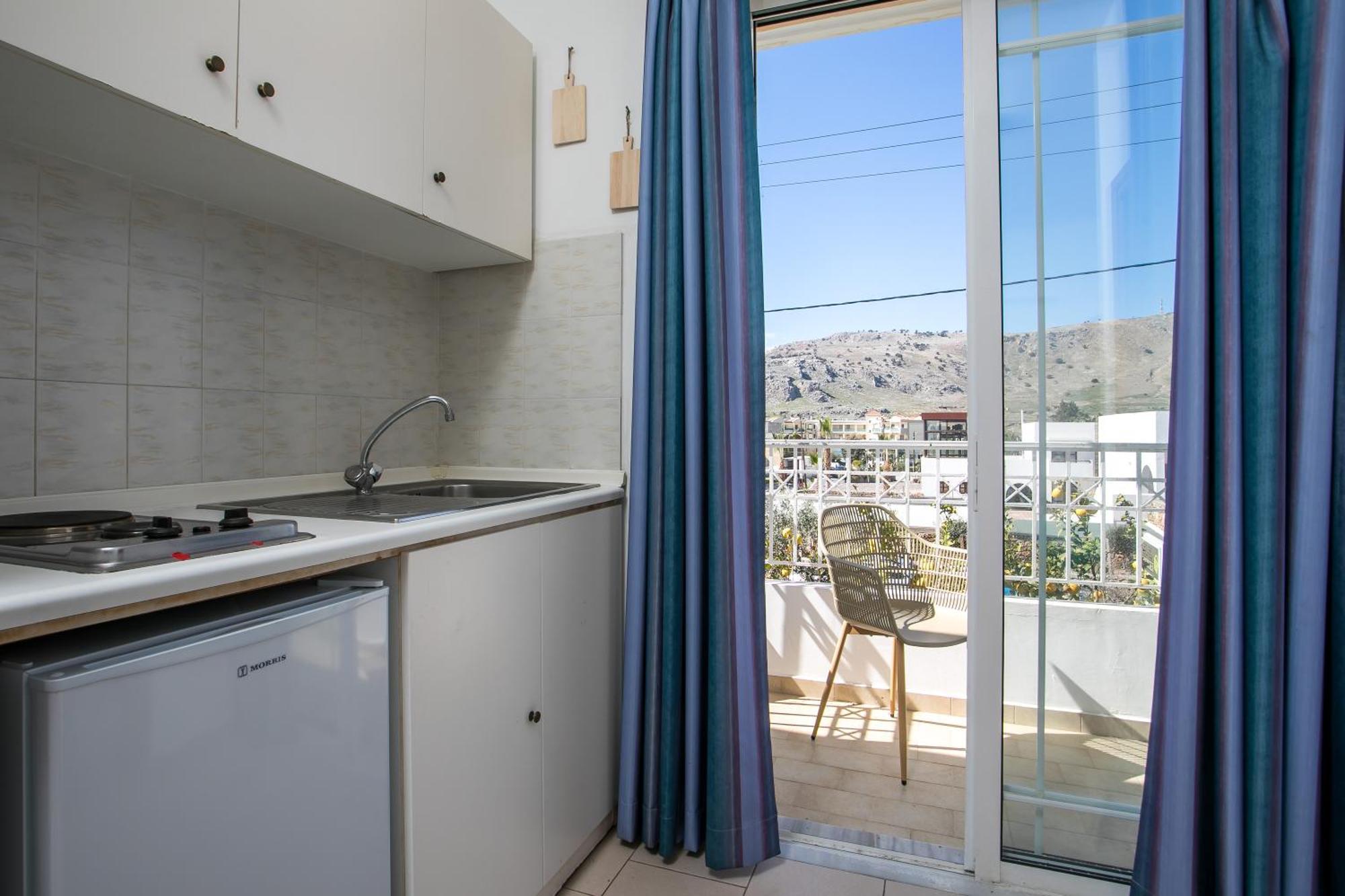 Lardos Sun View Apartments 外观 照片